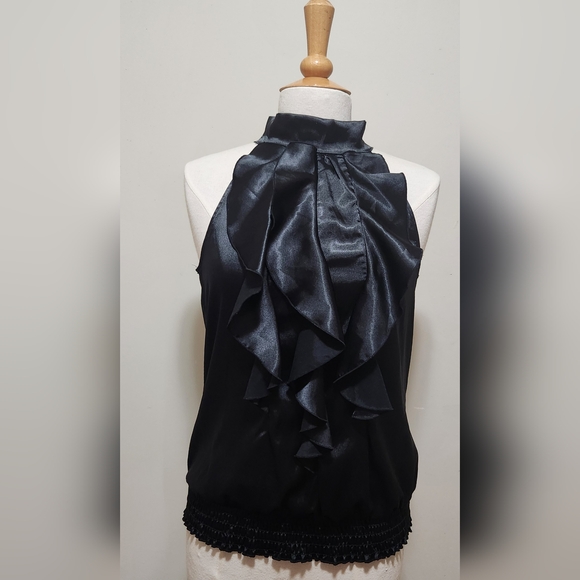 Black ruffle back bow tie haulter top - Picture 2 of 8